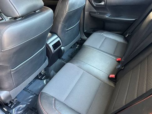 Used 2016 Toyota Camry SE FWD image 12