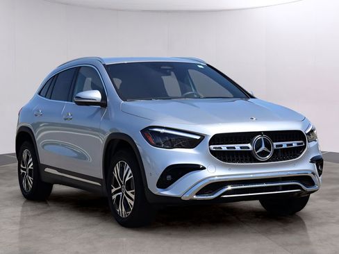Certified 2026 Mercedes-Benz GLA 250 4MATIC image 3