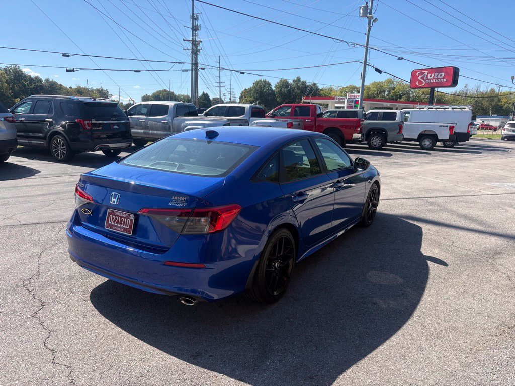 Used 2024 Honda Civic Sport image 4