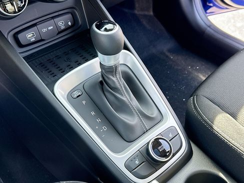 New 2026 Hyundai Venue SEL FWD image 12