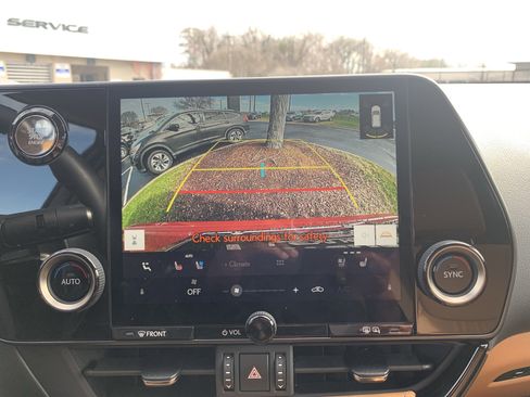 Certified 2025 Lexus NX 250 FWD w/ Towing Package (2000 Lbs) image 25