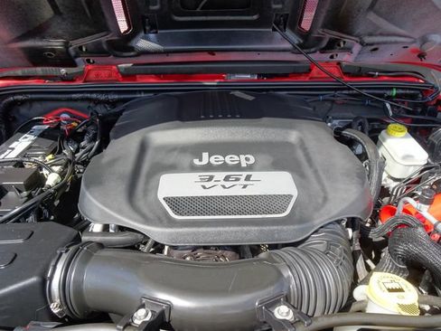 Used 2013 Jeep Wrangler Sport AWD/4WD image 24