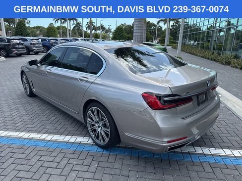 Used 2020 BMW 750i xDrive w/ Executive Package AWD/4WD image 6