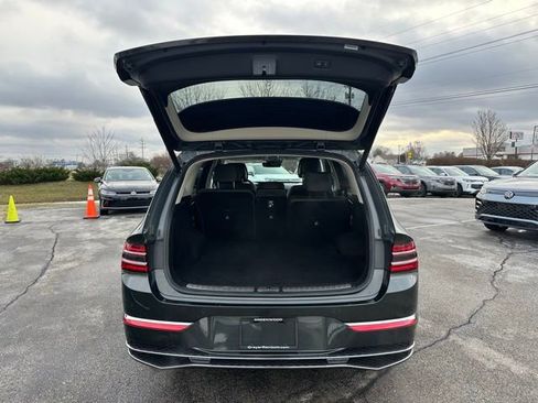 Used 2025 Genesis GV80 2.5T Standard AWD/4WD image 38