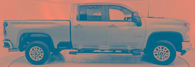 Used 2025 Chevrolet Silverado 2500 LT w/ Convenience Package AWD/4WD image 2