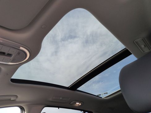 Used 2026 Hyundai Ioniq 9 Limited image 28