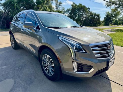Used 2017 Cadillac XT5 Luxury w/ Driver Awareness Package FWD image 1