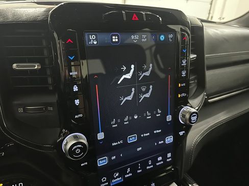Used 2023 RAM 1500 Limited w/ Body Color Bumper Group RWD image 30