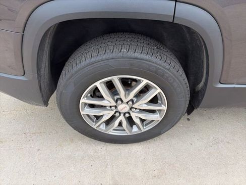 Used 2017 GMC Acadia SLE w/ Driver Alert Package I AWD/4WD image 12