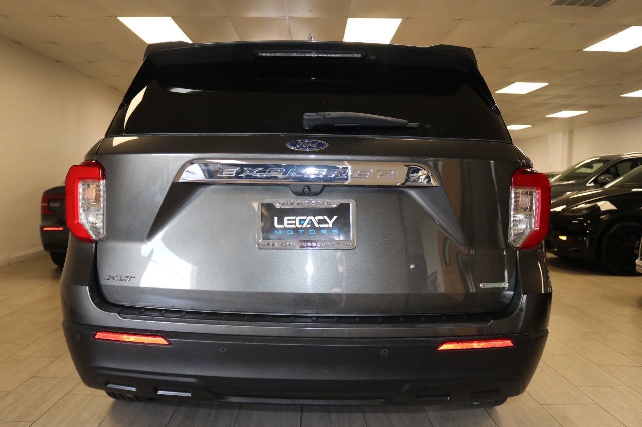 Used 2020 Ford Explorer XLT RWD image 7
