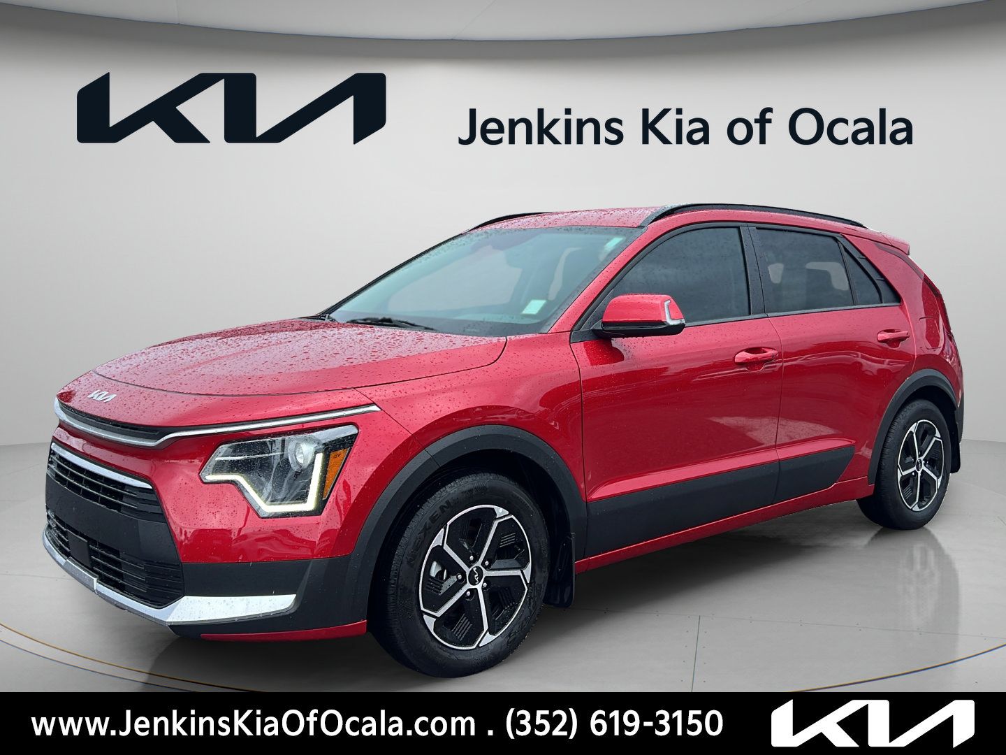 Certified 2024 Kia Niro EX FWD image 7