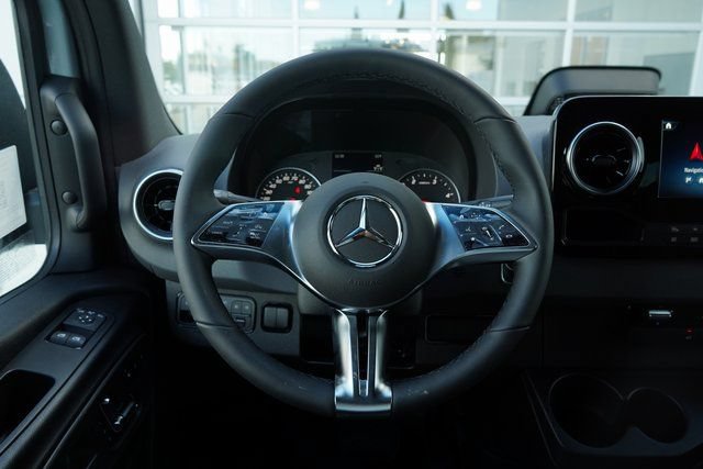New 2026 Mercedes-Benz Sprinter 2500 image 21
