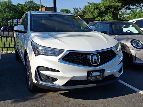 Used 2020 Acura RDX AWD w/ Technology Package image 2