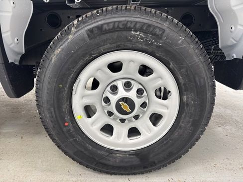 Used 2026 Chevrolet Silverado 2500 W/T w/ WT Convenience Package image 34