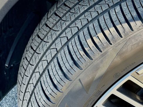 Certified 2026 Mercedes-Benz GLS 450 4MATIC image 16