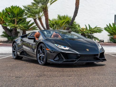 Used 2023 Lamborghini Huracan EVO AWD/4WD image 30