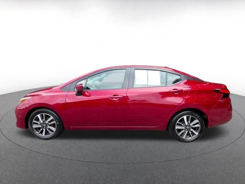 Used 2025 Nissan Versa SV FWD image 8