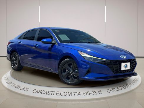 Used 2021 Hyundai Elantra SEL FWD image 8