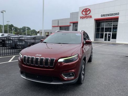 Used 2019 Jeep Cherokee Limited w/ Luxury Group FWD image 1