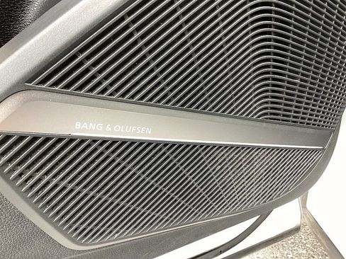 Used 2019 Audi Q5 2.0T Premium Plus w/ Premium Plus Package image 11