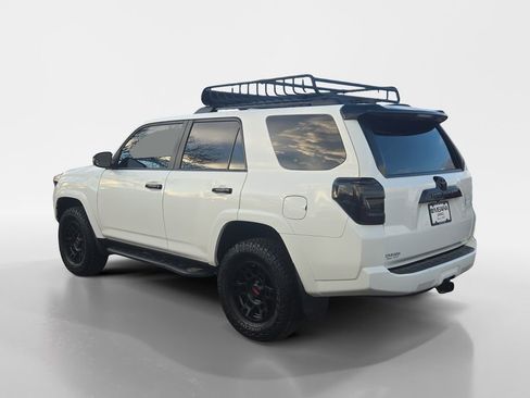 Used 2020 Toyota 4Runner Venture image 3