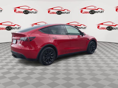 Used 2022 Tesla Model Y Long Range AWD/4WD image 8