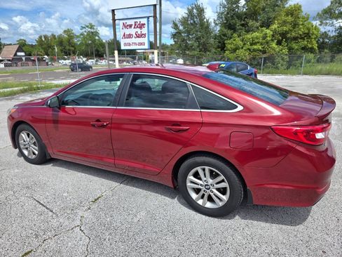 Used 2015 Hyundai Sonata SE FWD image 2
