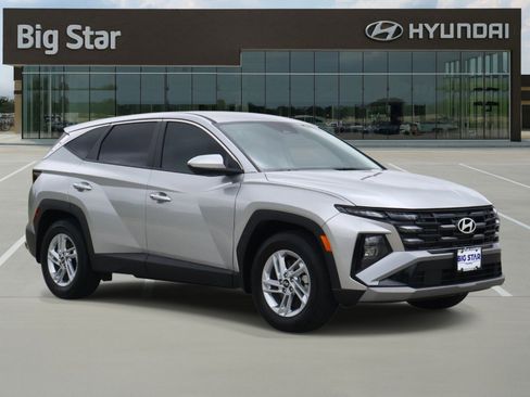 Used 2026 Hyundai Tucson SE FWD image 6