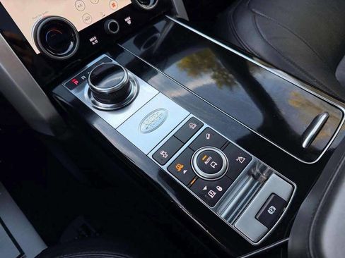 Used 2018 Land Rover Range Rover Long Wheelbase Supercharged image 21