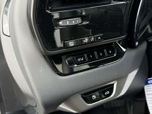 Used 2023 Lexus RX 350 Premium image 23