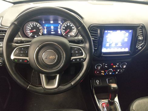 Used 2021 Jeep Compass Limited FWD image 22