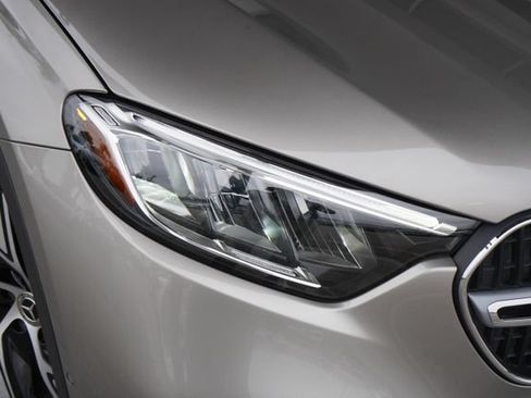 Certified 2024 Mercedes-Benz GLC 300 image 12