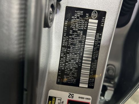 Used 2024 Toyota Camry XLE image 30