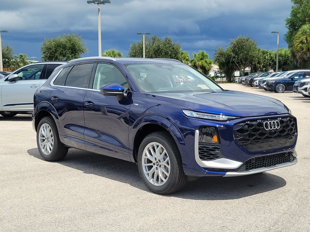 New 2026 Audi Q3 quattro 2.0T AWD/4WD image 2