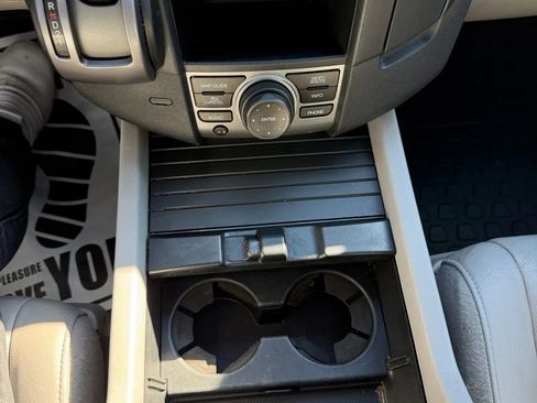 Used 2014 Honda Pilot Touring image 17