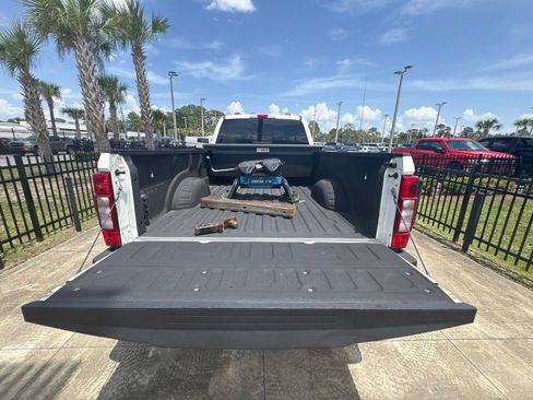 Used 2020 Ford F450 Lariat w/ Lariat Value Package AWD/4WD image 18