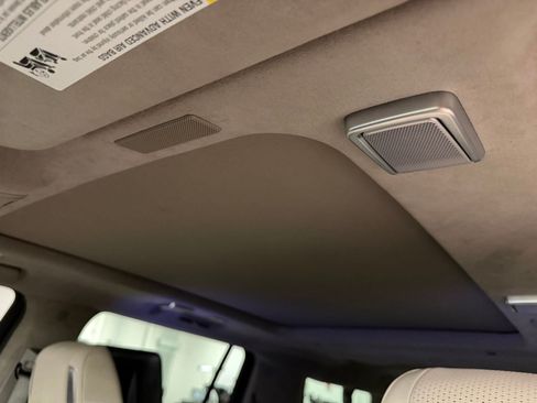 Certified 2025 Cadillac Escalade ESV Sport Platinum w/ LPO, ONYX Package AWD/4WD image 20