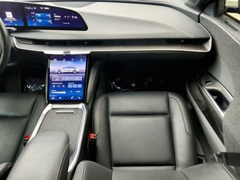 Used 2024 Lucid Air Touring AWD/4WD image 54