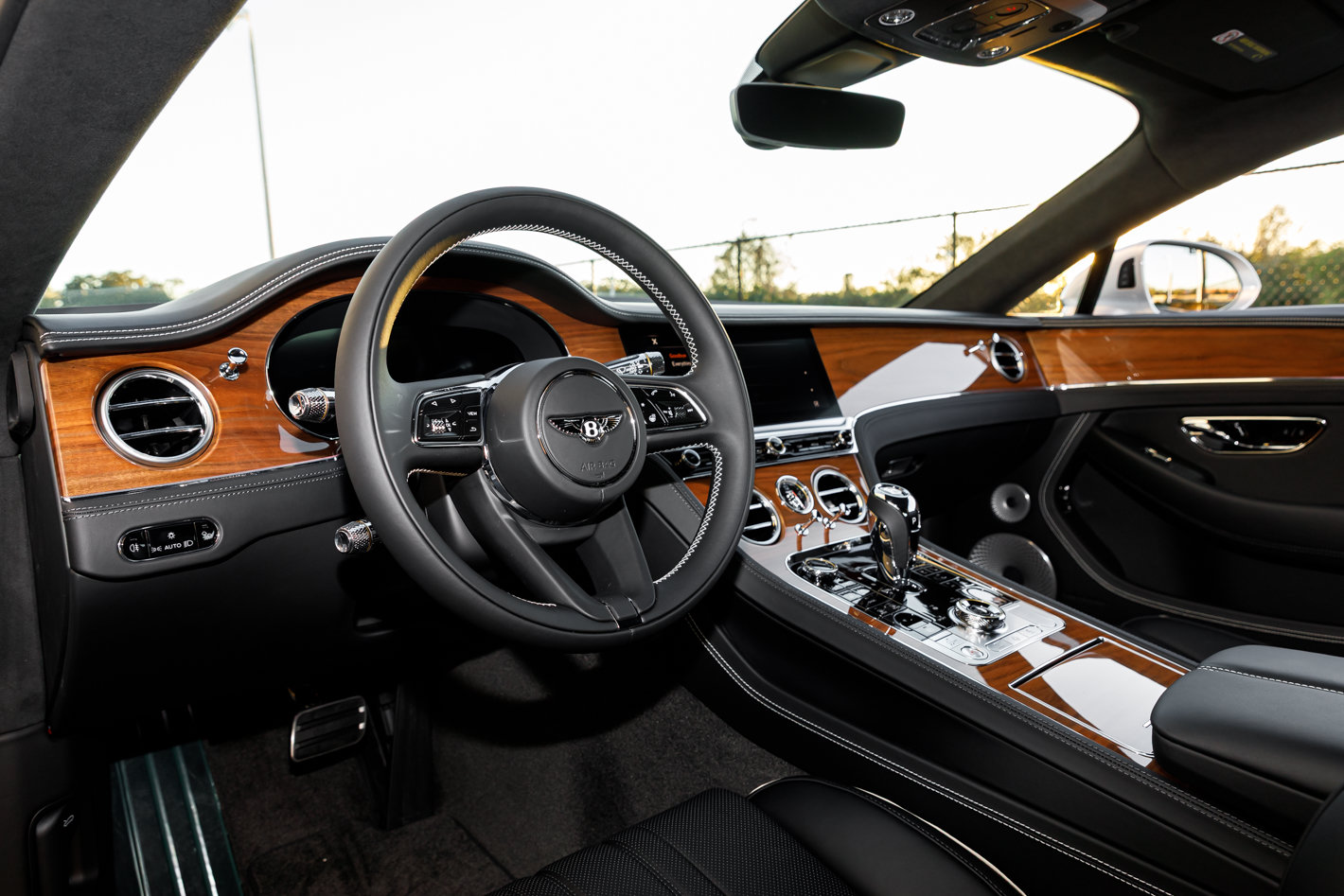 Used 2026 Bentley Continental GT AWD/4WD image 23