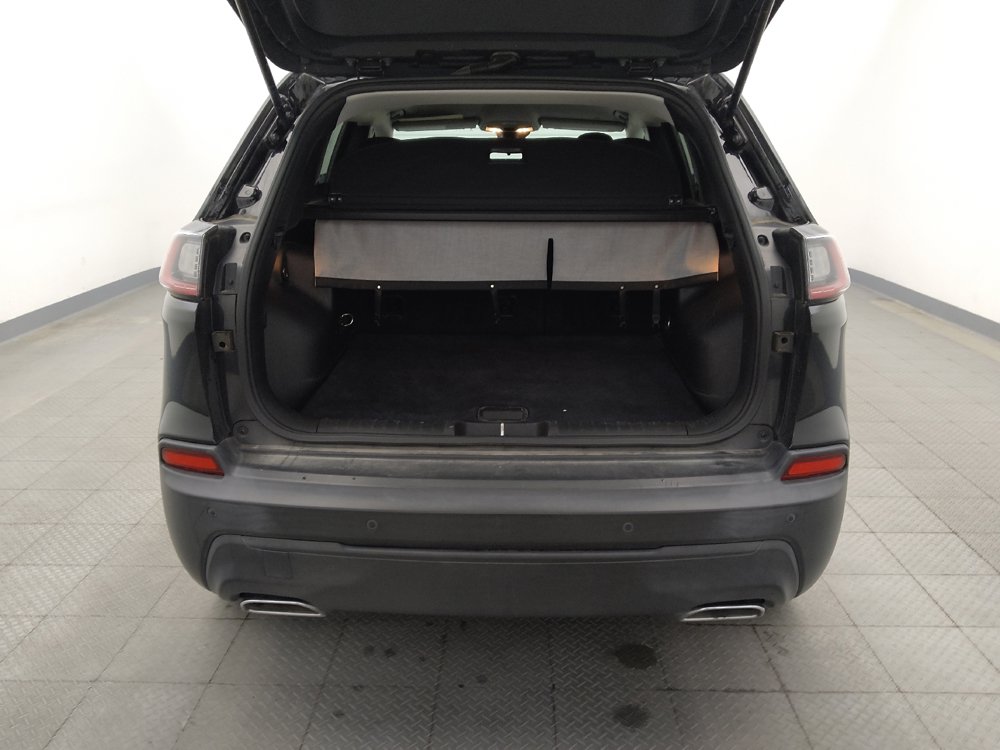 Used 2021 Jeep Cherokee Latitude Lux FWD image 29
