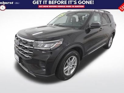 Used 2025 Ford Explorer Active