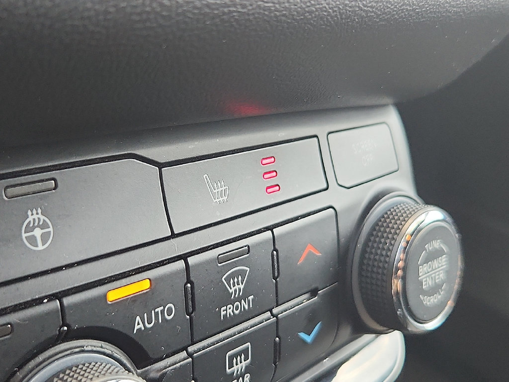 Used 2023 Dodge Durango GT AWD/4WD image 19