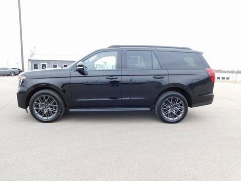 New 2026 Ford Expedition Platinum w/ Stealth Appearance Package image 6