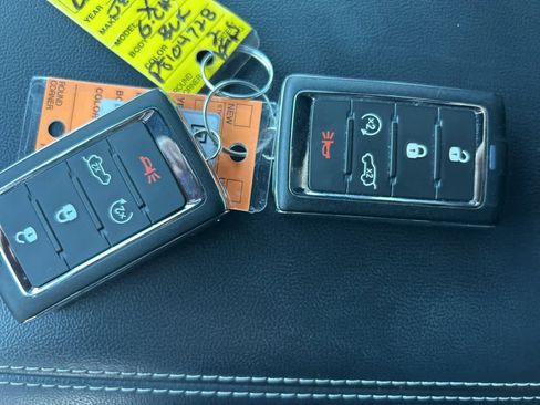 Used 2023 Jeep Grand Cherokee Altitude image 42