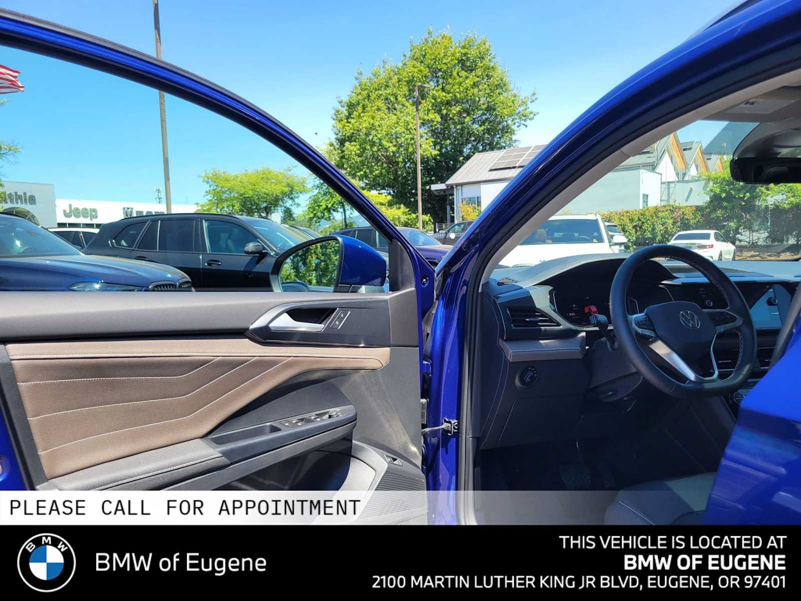 Used 2024 Volkswagen Taos SEL AWD/4WD image 23