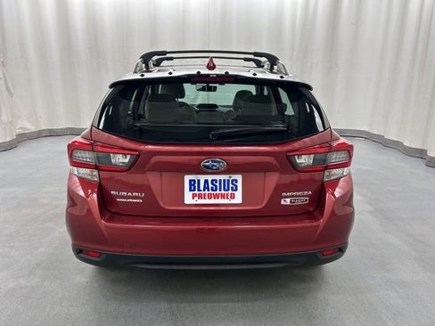 Used 2022 Subaru Impreza Premium image 5
