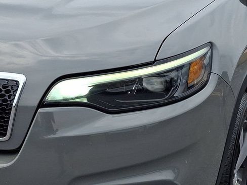 Certified 2019 Jeep Cherokee Limited w/ Trailer Tow Group AWD/4WD image 12