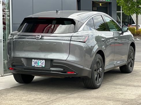 Used 2025 Nissan Murano SV AWD/4WD image 3
