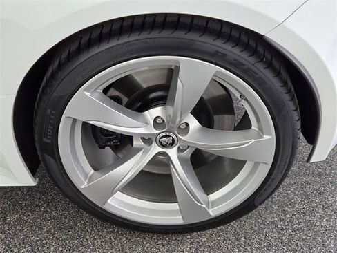 Used 2024 Jaguar F-TYPE R-Dynamic image 8