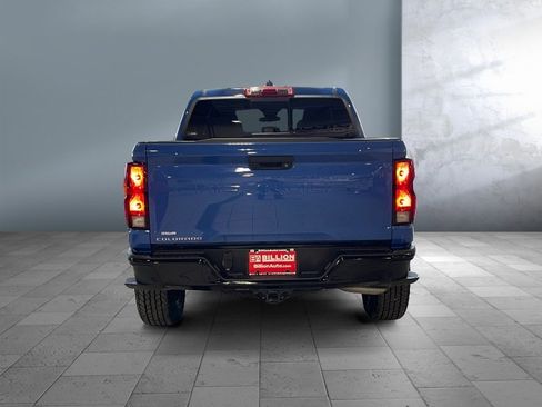 Used 2025 Chevrolet Colorado Trail Boss image 5